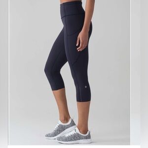Lululemon Women 10 Fast Free Crop II Nulux 19 Black Active Leggings Running Yoga